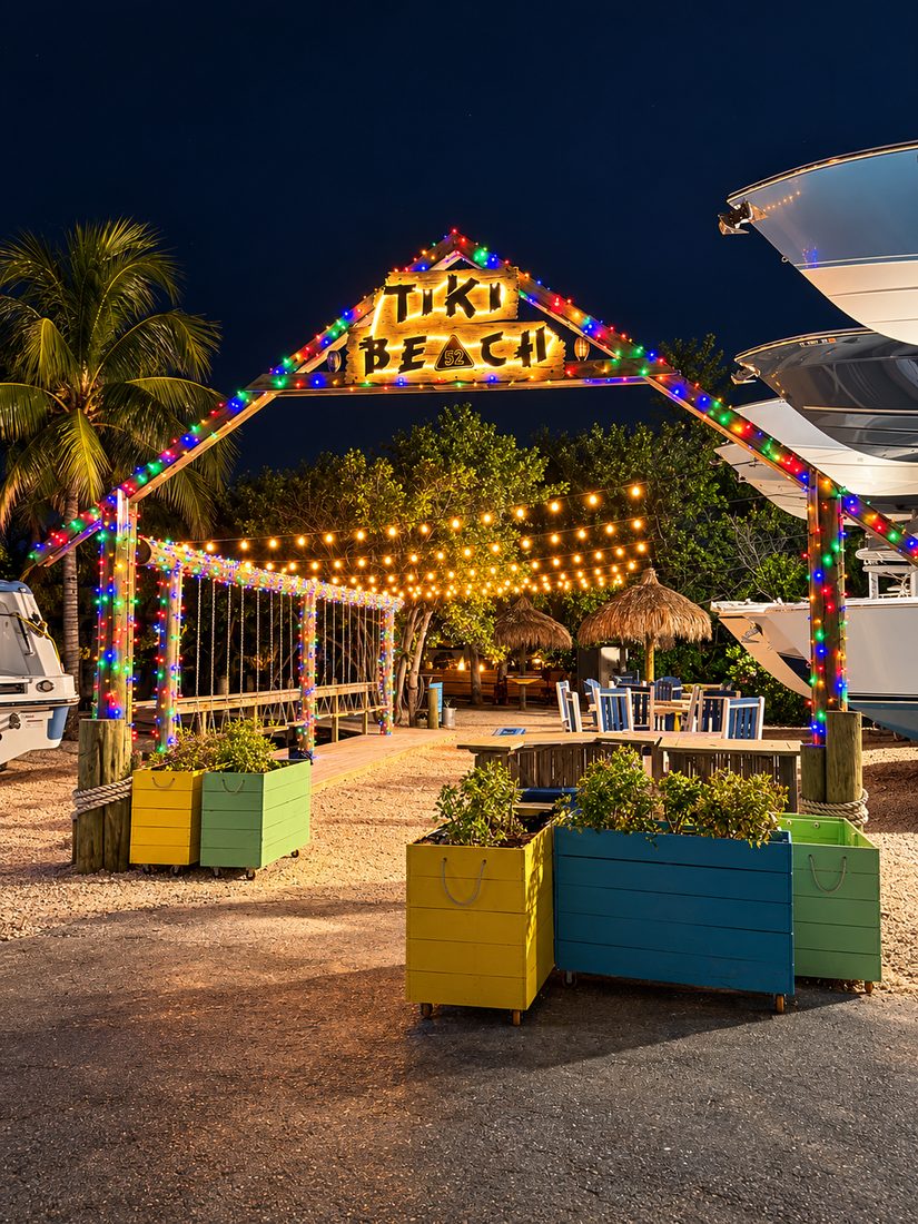 Tiki Beach entrance — holiday lighting design by Stache Lights